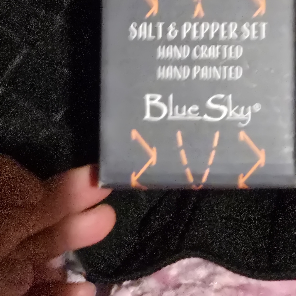 Blue Sky Handcrafted  UNGLY Pumpiking Salt & Pepper Shaker Set New - Picture 5 of 7